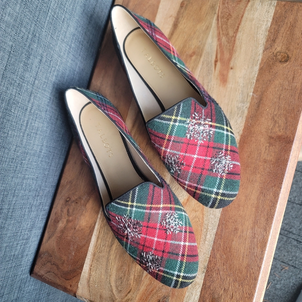 Ryan Embroidered Snowflake Green And Red Tartan Plaid Loafers Talbots - Picture 2 of 8